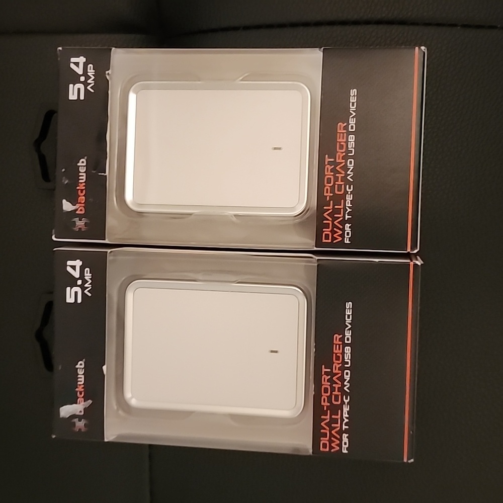 Dual-Port Wall Chargers Type C (2)
